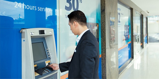 rút tiền thẻ tín dụng VIB